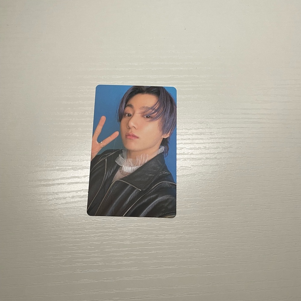 Jungkook blue hair Bts butter photocard